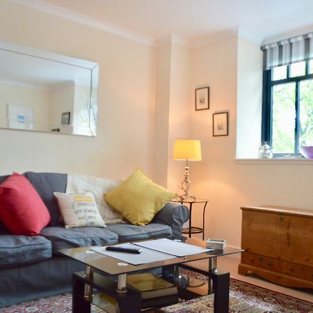 Gorgeous 2 Bedroom Apartment In Converted Church Edinburg Exteriör bild