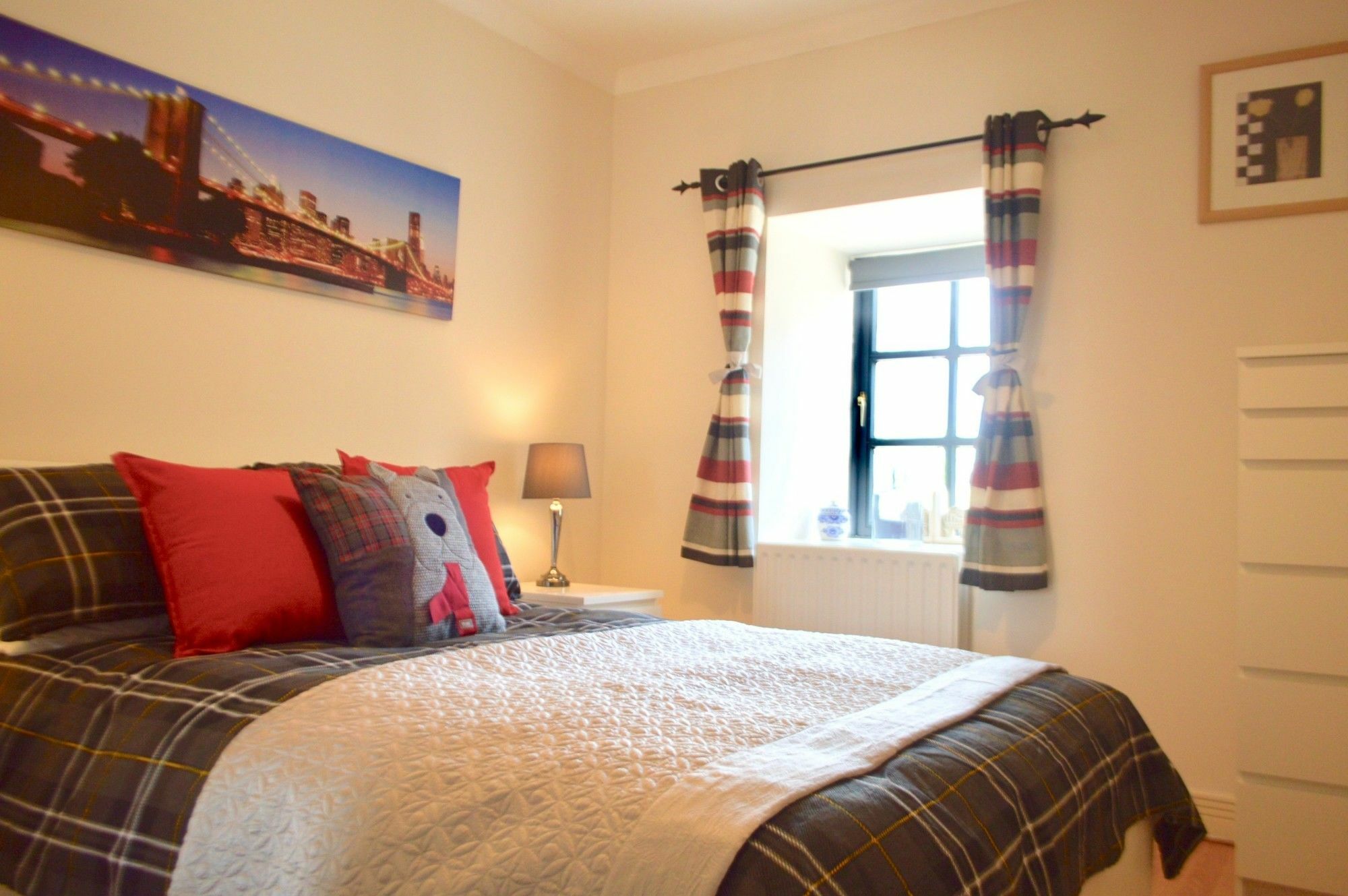 Gorgeous 2 Bedroom Apartment In Converted Church Edinburg Exteriör bild