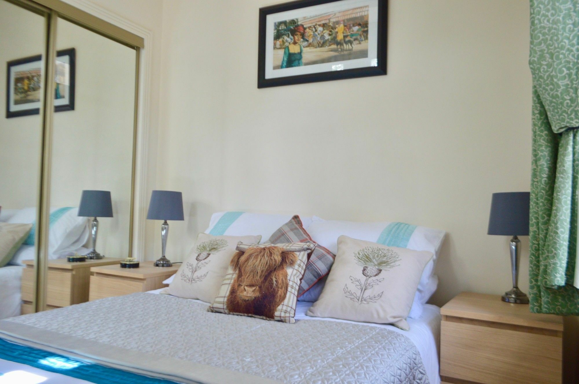 Gorgeous 2 Bedroom Apartment In Converted Church Edinburg Exteriör bild